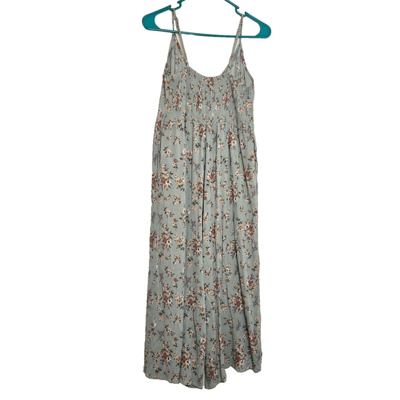 Camellia Women's Lite Blue Floral Romper Smocked Back V-neck Button Front Size M - Picture 2 of 11